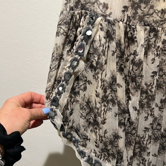 Free People Women's Grey and Silver Elsie
Dress Size XS - Picture 6 of 10